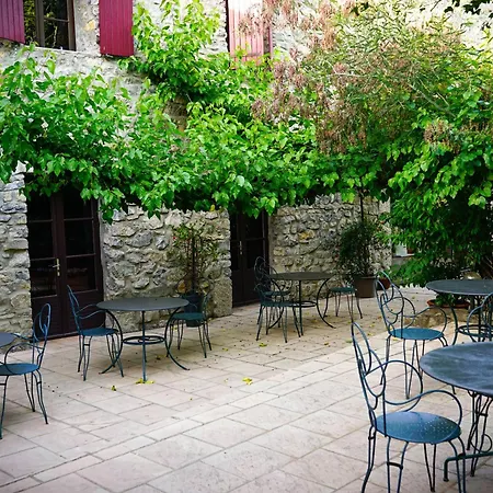 Hotel Mas De L'espaïre 3*