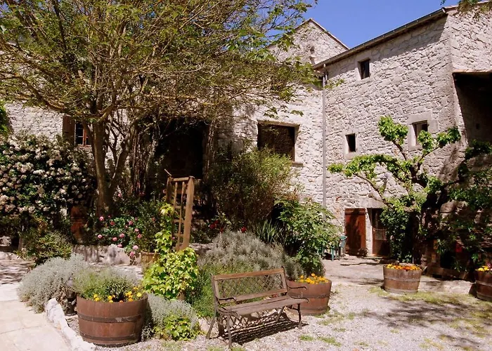 Hotel Mas De L'espaire 3*